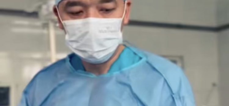 АЛМАТИНСКИЕ ВРАЧИ ПРОВЕЛИ УНИКАЛЬНУЮ ОПЕРАЦИЮ ПОСЛЕ ТЯЖЕЛОГО ПАДЕНИЯ С ВЫСОТЫ АЛМАТИНСКИЕ ВРАЧИ ПРОВЕЛИ УНИКАЛЬНУЮ ОПЕРАЦИЮ ПОСЛЕ ТЯЖЕЛОГО ПАДЕНИЯ С ВЫСОТЫ